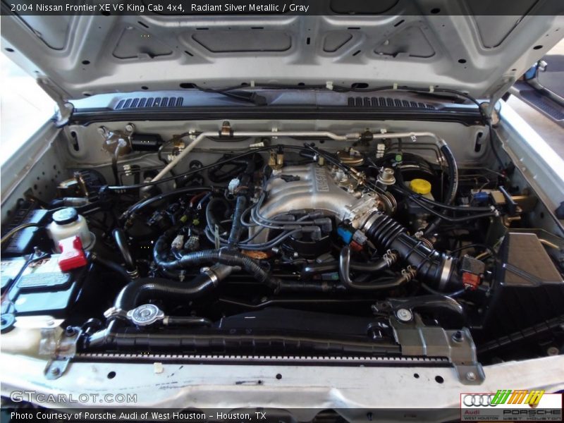 Radiant Silver Metallic / Gray 2004 Nissan Frontier XE V6 King Cab 4x4