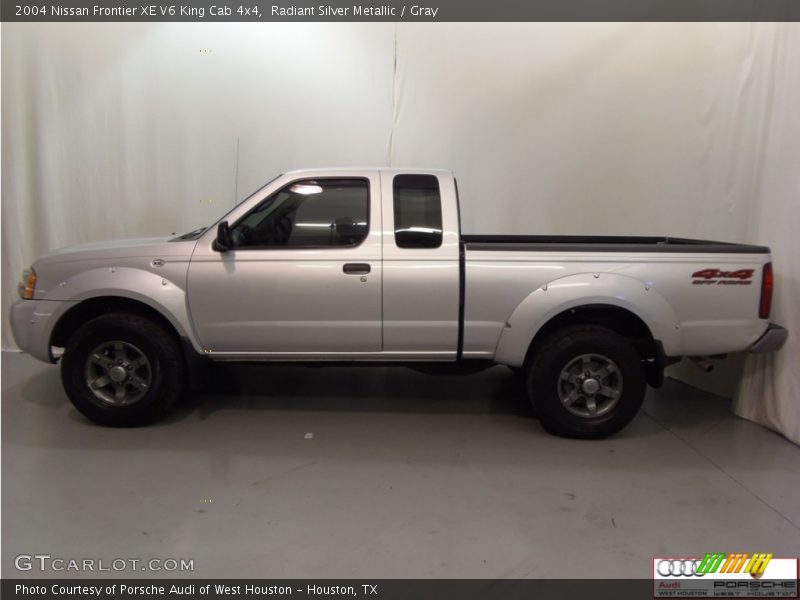 Radiant Silver Metallic / Gray 2004 Nissan Frontier XE V6 King Cab 4x4