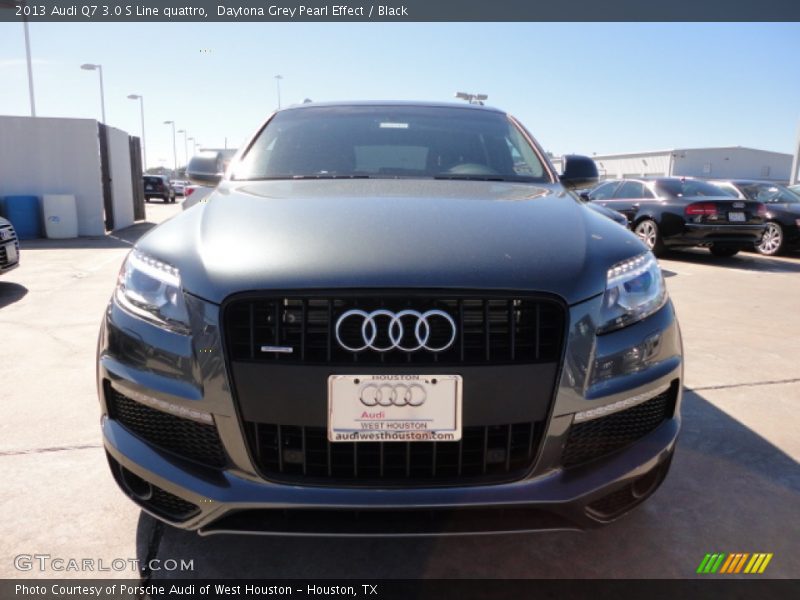 Daytona Grey Pearl Effect / Black 2013 Audi Q7 3.0 S Line quattro
