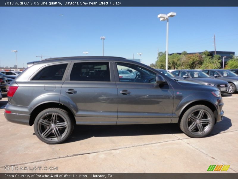 Daytona Grey Pearl Effect / Black 2013 Audi Q7 3.0 S Line quattro