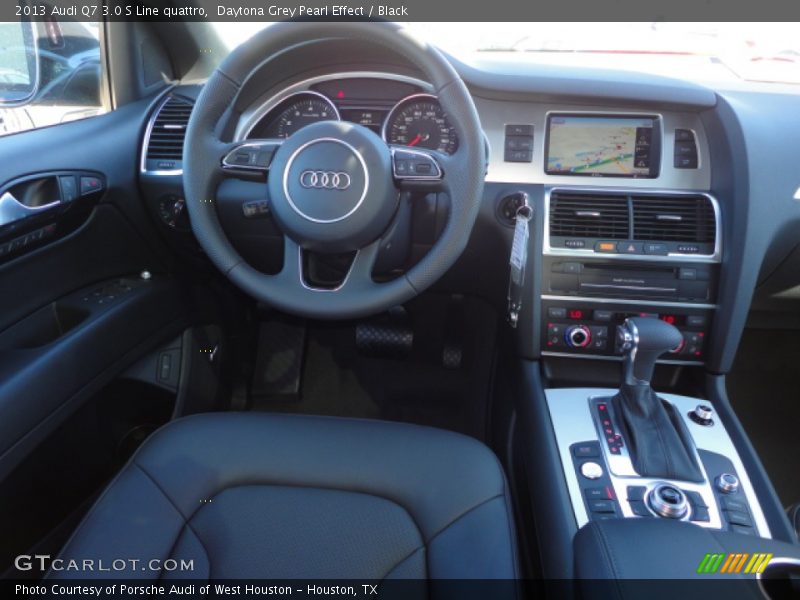 Daytona Grey Pearl Effect / Black 2013 Audi Q7 3.0 S Line quattro