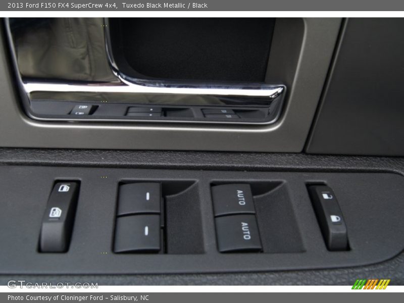 Tuxedo Black Metallic / Black 2013 Ford F150 FX4 SuperCrew 4x4