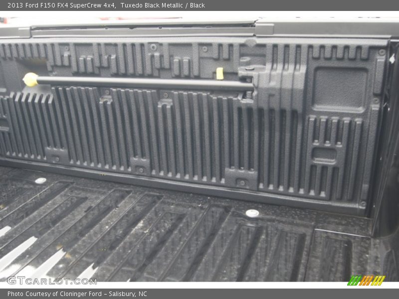 Tuxedo Black Metallic / Black 2013 Ford F150 FX4 SuperCrew 4x4