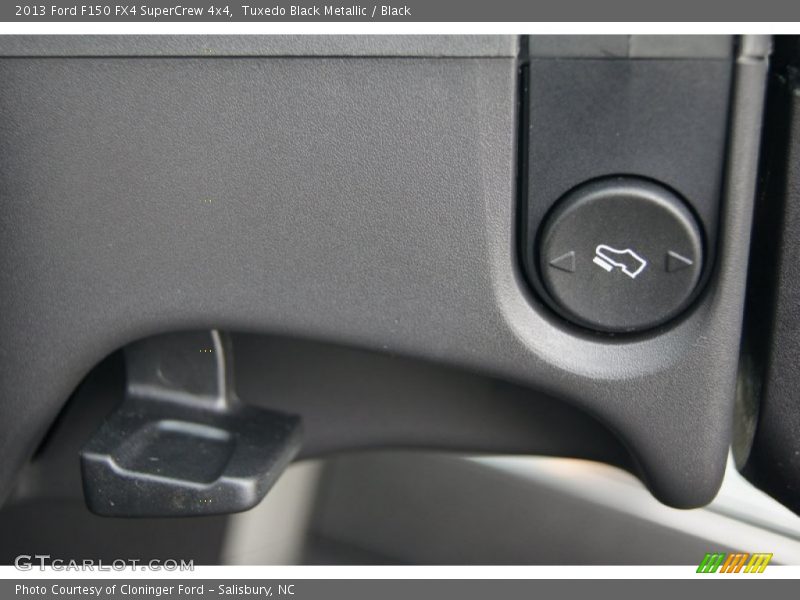 Tuxedo Black Metallic / Black 2013 Ford F150 FX4 SuperCrew 4x4
