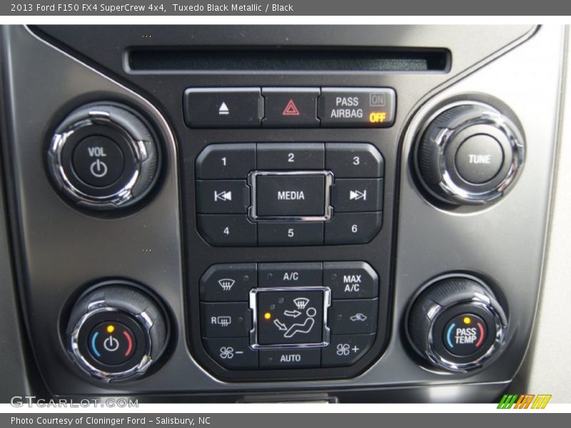 Controls of 2013 F150 FX4 SuperCrew 4x4