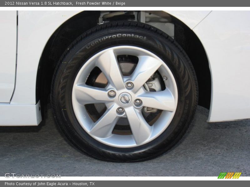Fresh Powder White / Beige 2012 Nissan Versa 1.8 SL Hatchback