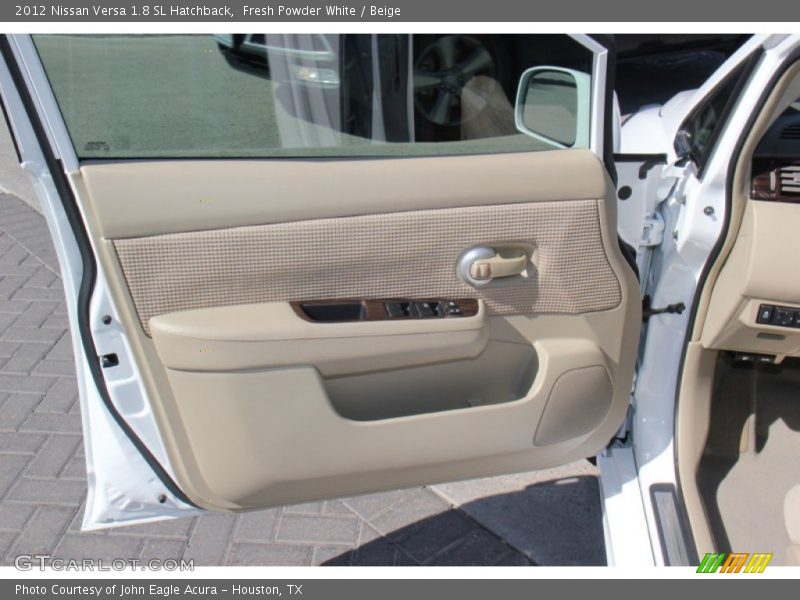 Fresh Powder White / Beige 2012 Nissan Versa 1.8 SL Hatchback