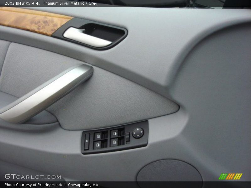Titanium Silver Metallic / Grey 2002 BMW X5 4.4i