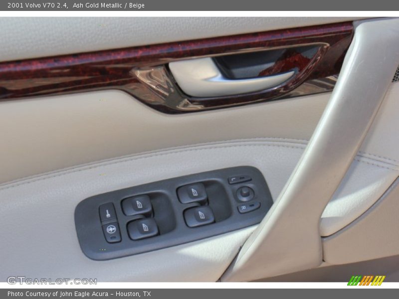 Ash Gold Metallic / Beige 2001 Volvo V70 2.4