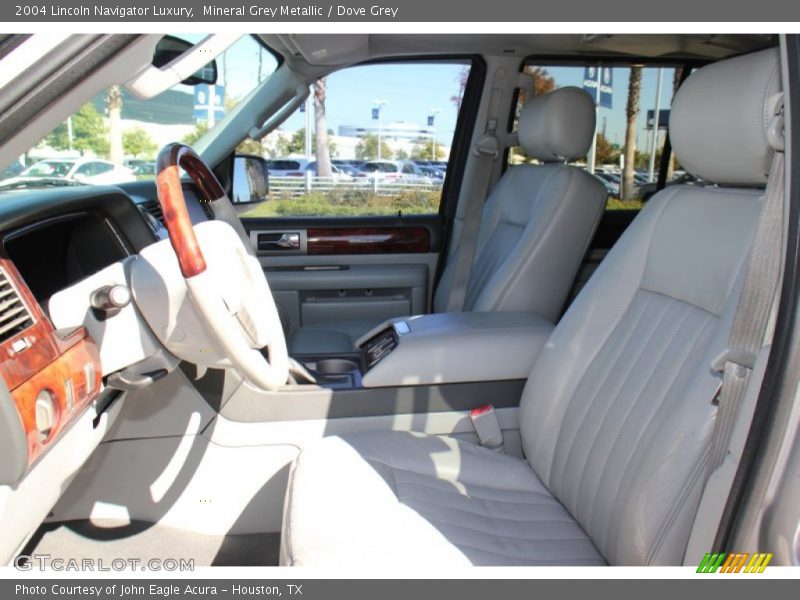 Mineral Grey Metallic / Dove Grey 2004 Lincoln Navigator Luxury
