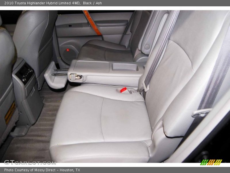 Black / Ash 2010 Toyota Highlander Hybrid Limited 4WD