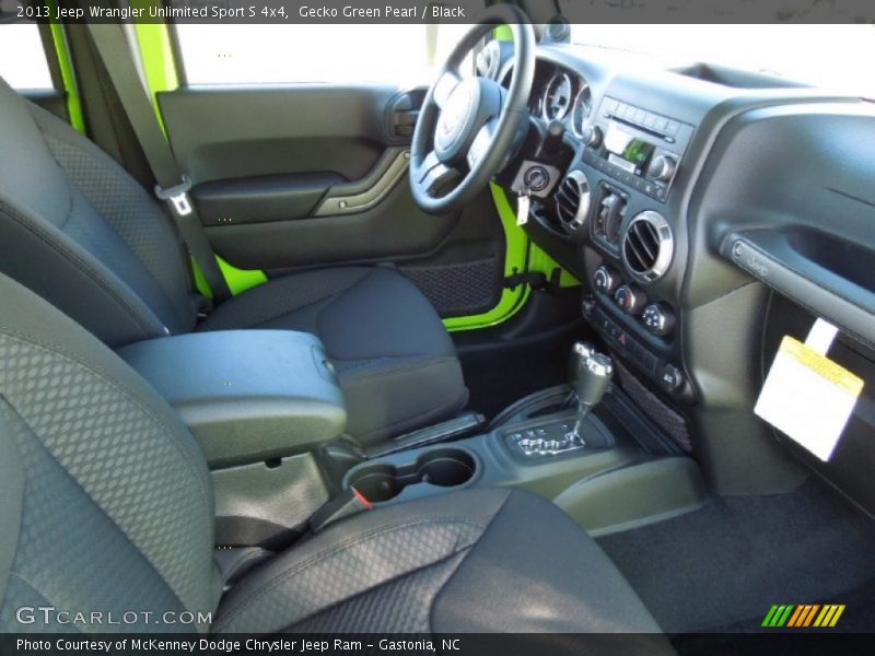 Gecko Green Pearl / Black 2013 Jeep Wrangler Unlimited Sport S 4x4