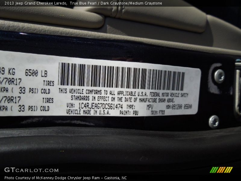 True Blue Pearl / Dark Graystone/Medium Graystone 2013 Jeep Grand Cherokee Laredo