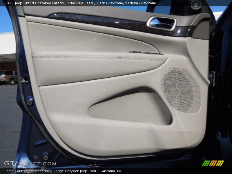 True Blue Pearl / Dark Graystone/Medium Graystone 2013 Jeep Grand Cherokee Laredo