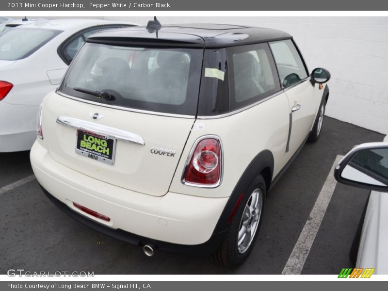 Pepper White / Carbon Black 2013 Mini Cooper Hardtop