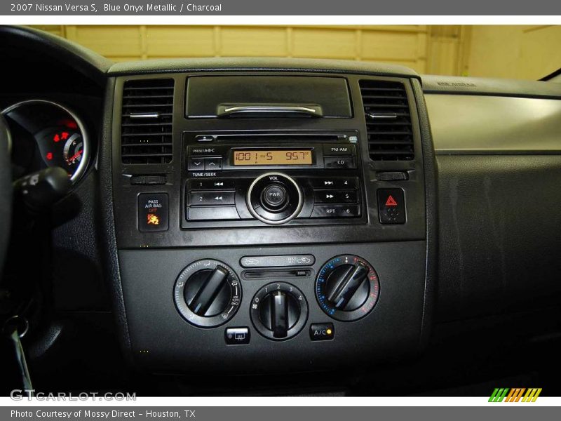 Blue Onyx Metallic / Charcoal 2007 Nissan Versa S