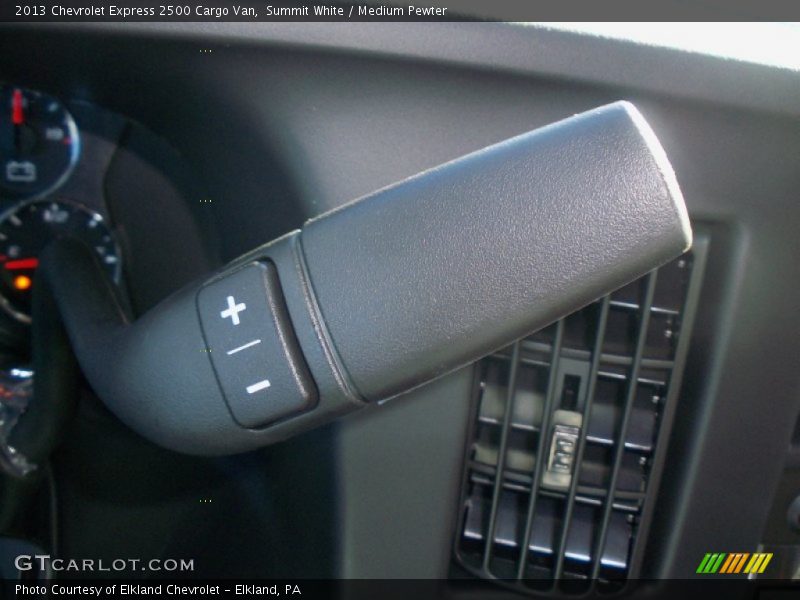 Summit White / Medium Pewter 2013 Chevrolet Express 2500 Cargo Van