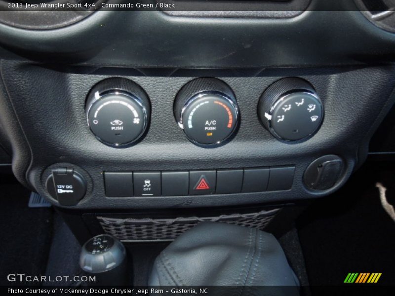 Controls of 2013 Wrangler Sport 4x4