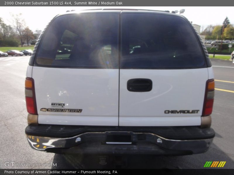 Summit White / Medium Oak 2000 Chevrolet Suburban 1500 LS 4x4