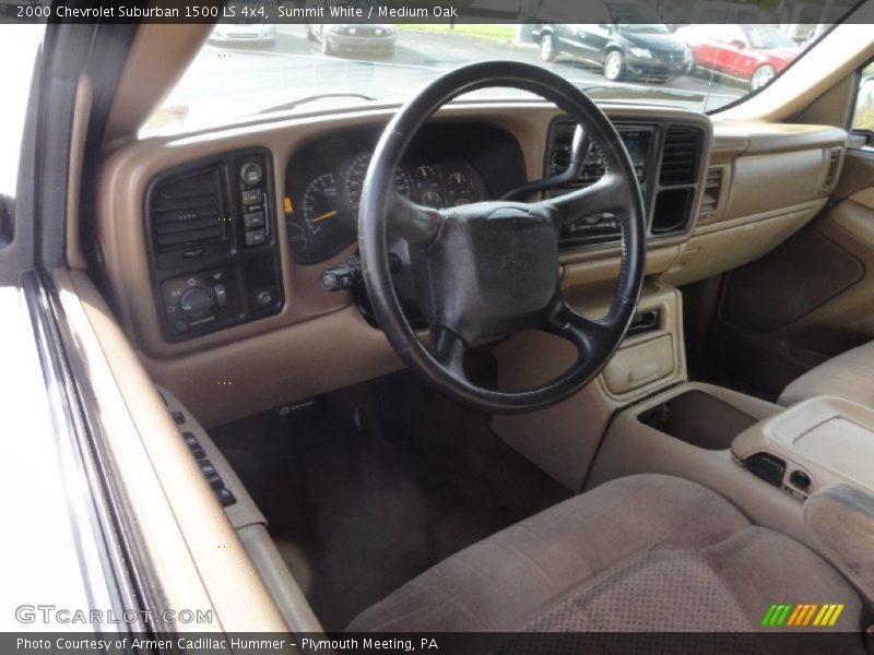 Summit White / Medium Oak 2000 Chevrolet Suburban 1500 LS 4x4