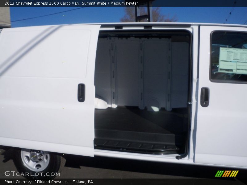 Summit White / Medium Pewter 2013 Chevrolet Express 2500 Cargo Van