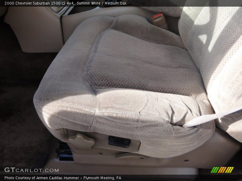 Summit White / Medium Oak 2000 Chevrolet Suburban 1500 LS 4x4