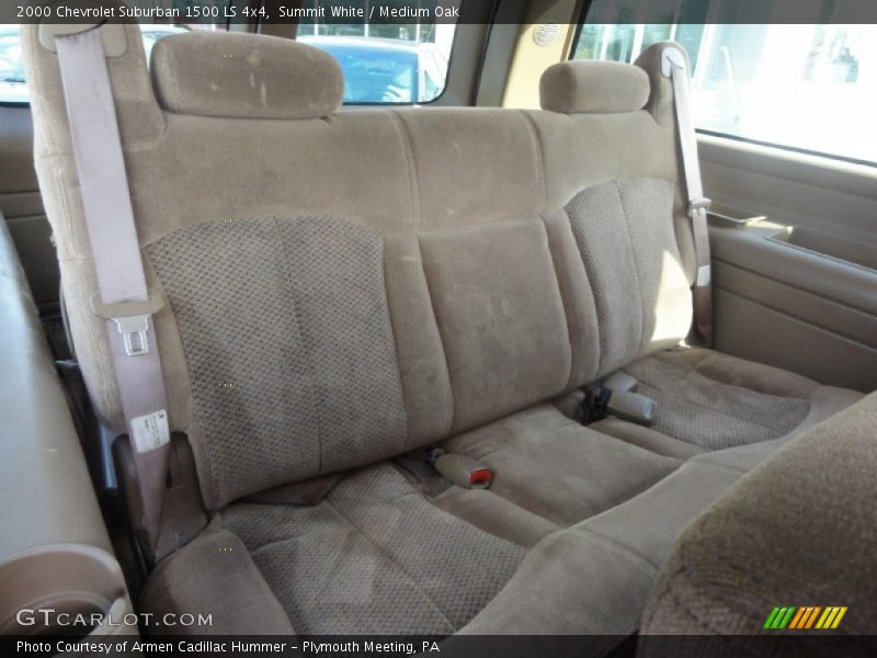 Summit White / Medium Oak 2000 Chevrolet Suburban 1500 LS 4x4