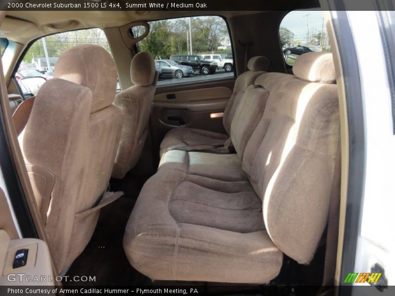 Summit White / Medium Oak 2000 Chevrolet Suburban 1500 LS 4x4