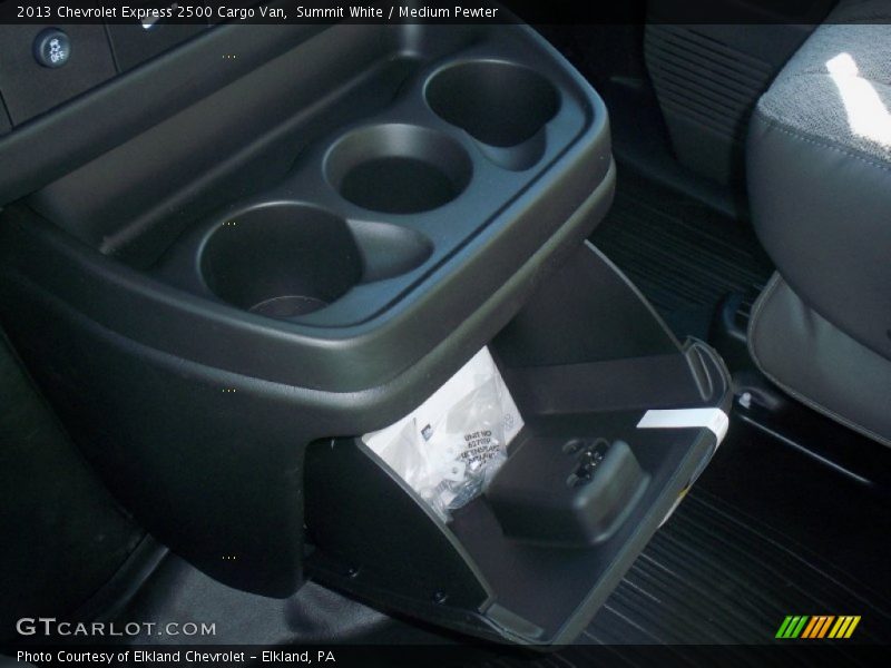 Summit White / Medium Pewter 2013 Chevrolet Express 2500 Cargo Van