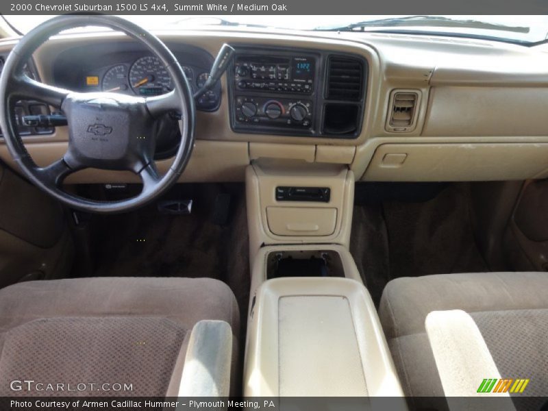 Summit White / Medium Oak 2000 Chevrolet Suburban 1500 LS 4x4