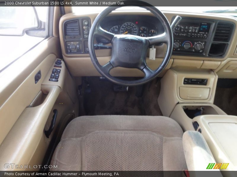 Summit White / Medium Oak 2000 Chevrolet Suburban 1500 LS 4x4