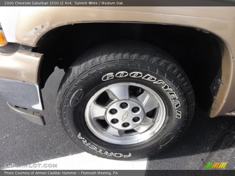 Summit White / Medium Oak 2000 Chevrolet Suburban 1500 LS 4x4