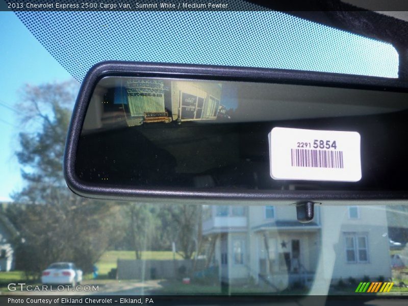 Summit White / Medium Pewter 2013 Chevrolet Express 2500 Cargo Van