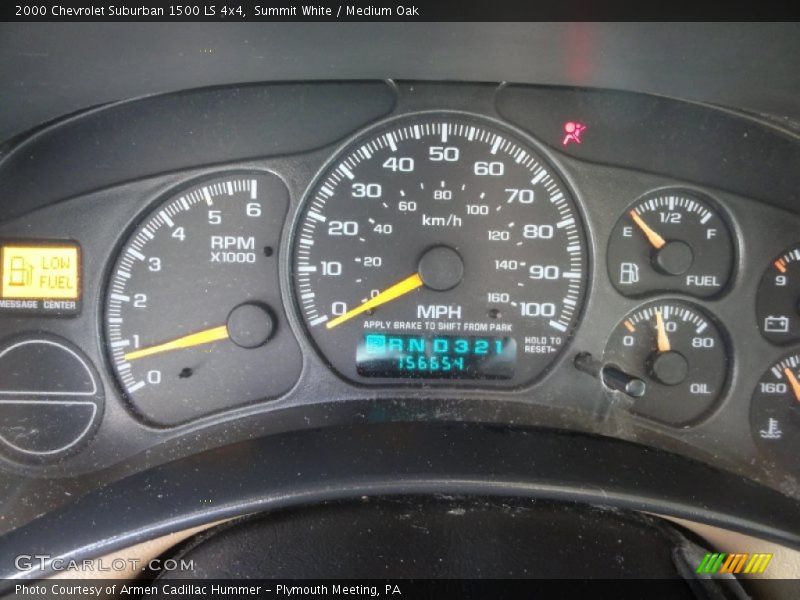 Summit White / Medium Oak 2000 Chevrolet Suburban 1500 LS 4x4