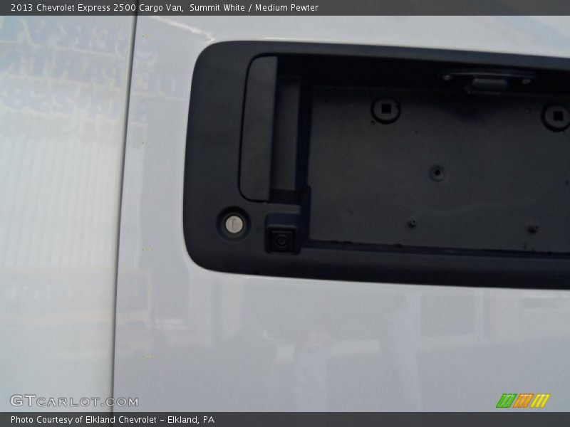 Summit White / Medium Pewter 2013 Chevrolet Express 2500 Cargo Van
