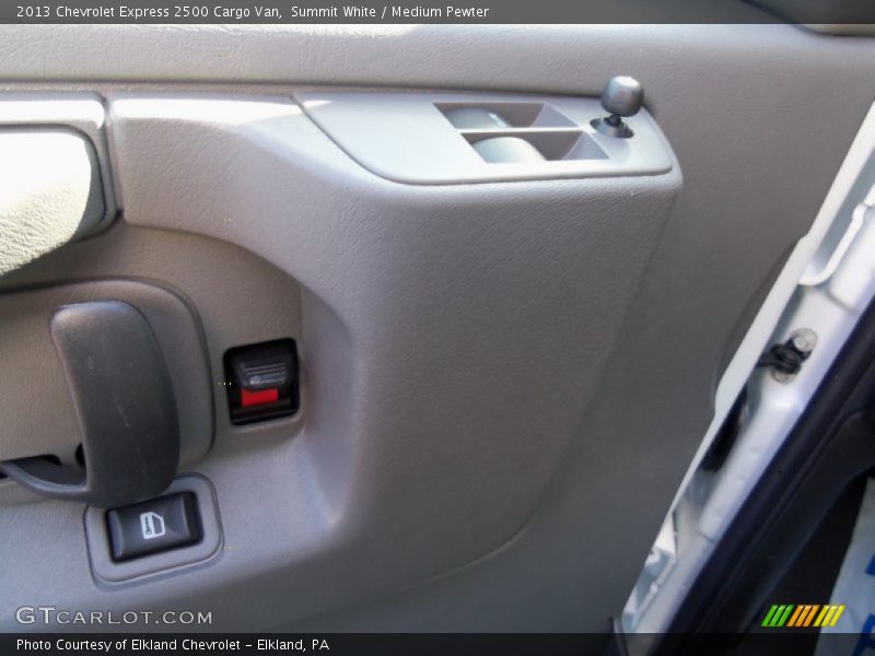 Summit White / Medium Pewter 2013 Chevrolet Express 2500 Cargo Van