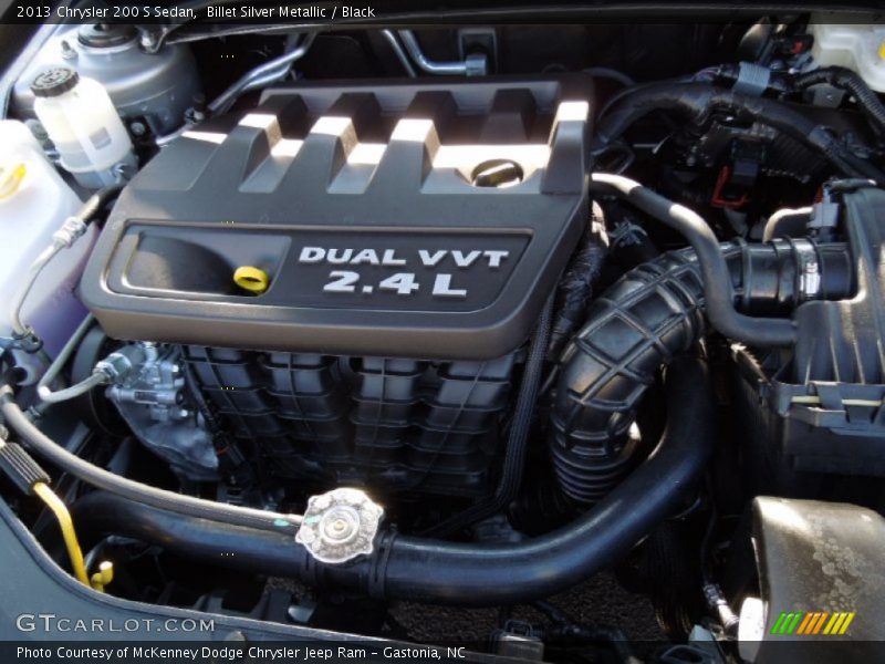 Billet Silver Metallic / Black 2013 Chrysler 200 S Sedan