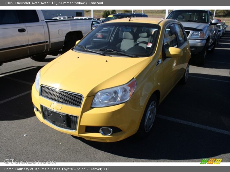 Summer Yellow / Charcoal 2009 Chevrolet Aveo Aveo5 LT