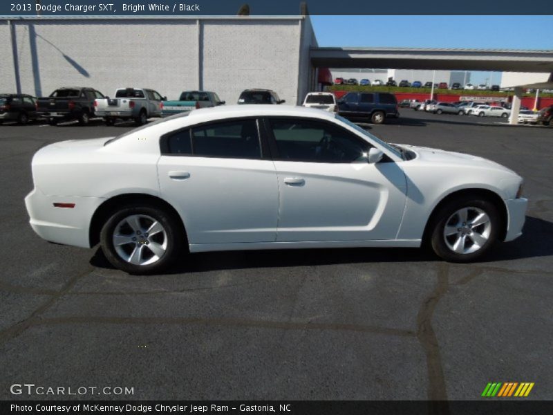 Bright White / Black 2013 Dodge Charger SXT