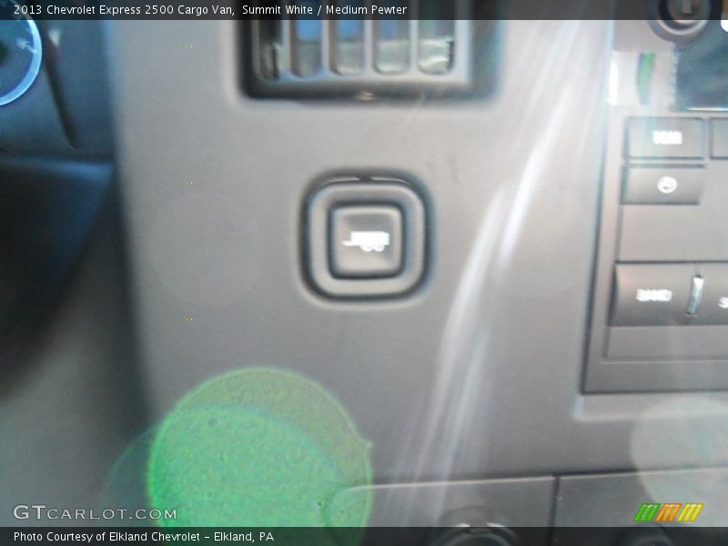 Summit White / Medium Pewter 2013 Chevrolet Express 2500 Cargo Van