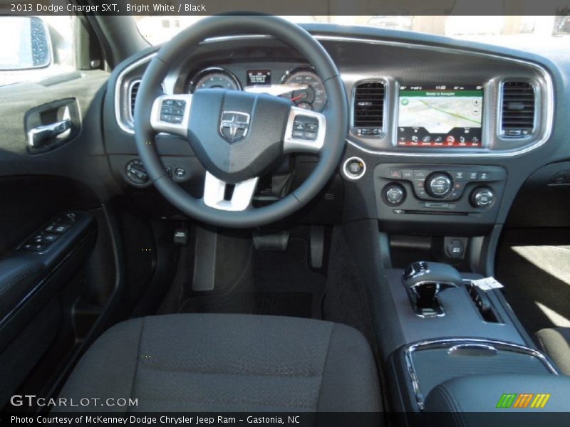 Bright White / Black 2013 Dodge Charger SXT