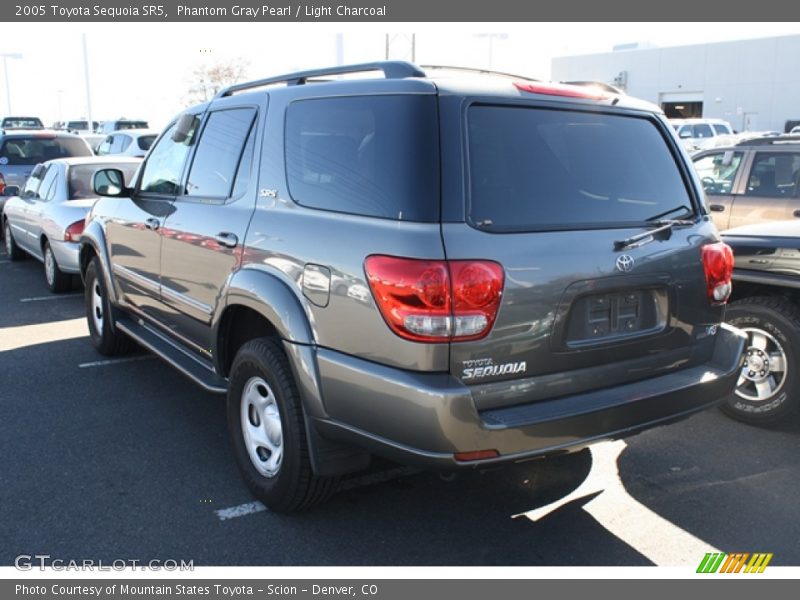 Phantom Gray Pearl / Light Charcoal 2005 Toyota Sequoia SR5