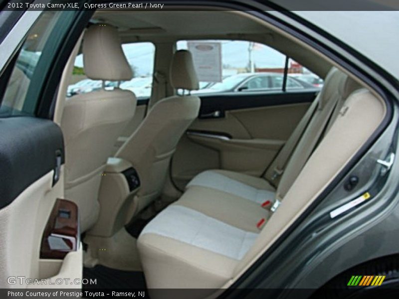 Cypress Green Pearl / Ivory 2012 Toyota Camry XLE