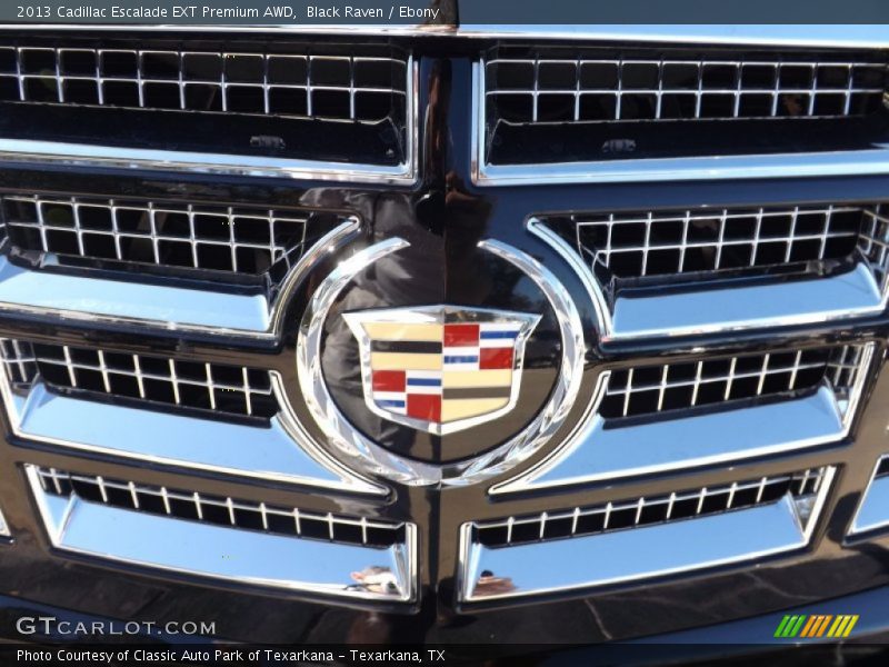 Black Raven / Ebony 2013 Cadillac Escalade EXT Premium AWD