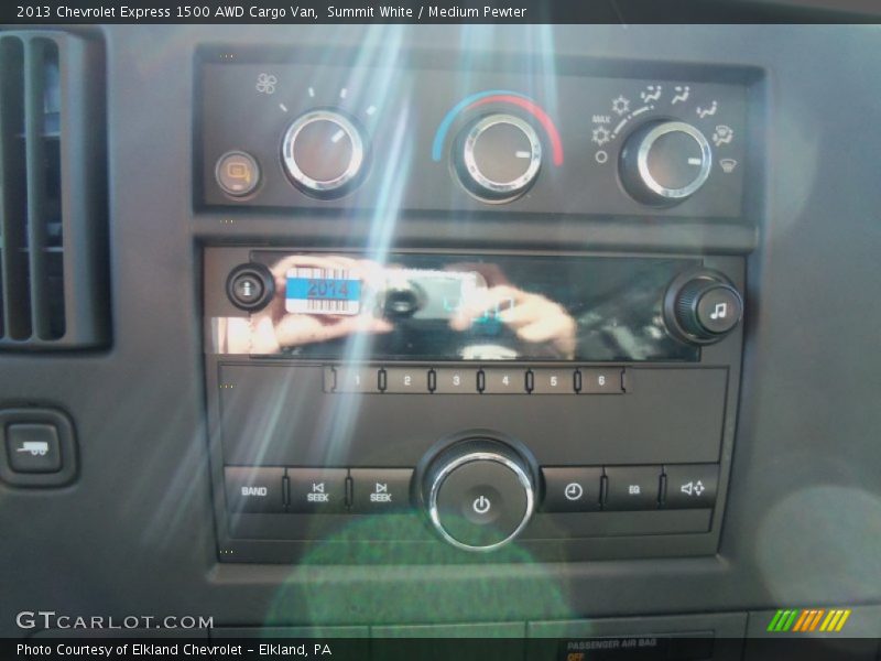 Summit White / Medium Pewter 2013 Chevrolet Express 1500 AWD Cargo Van