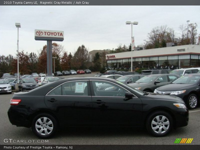 Magnetic Gray Metallic / Ash Gray 2010 Toyota Camry LE