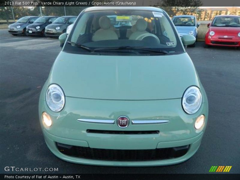Verde Chiaro (Light Green) / Grigio/Avorio (Gray/Ivory) 2013 Fiat 500 Pop