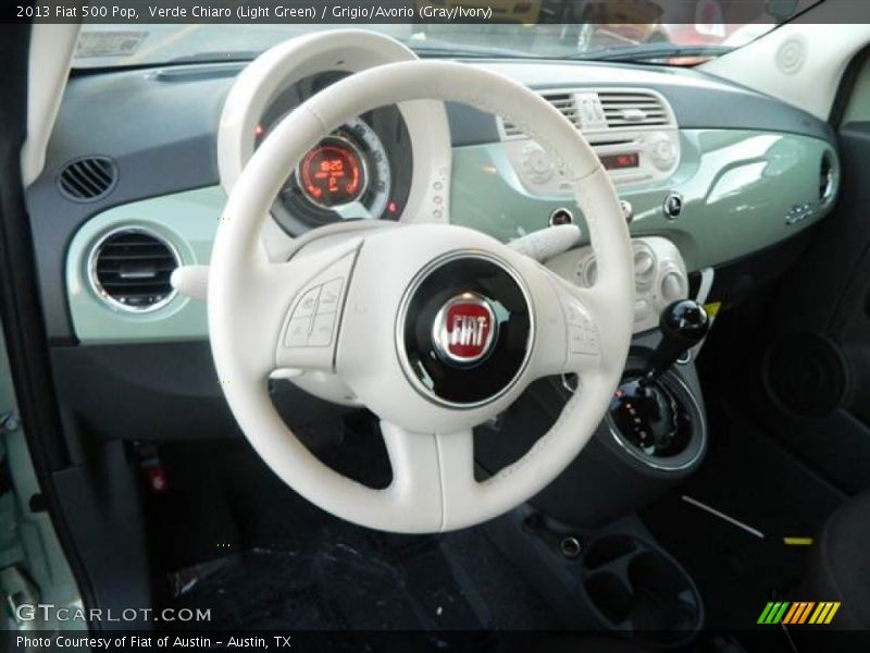 Verde Chiaro (Light Green) / Grigio/Avorio (Gray/Ivory) 2013 Fiat 500 Pop