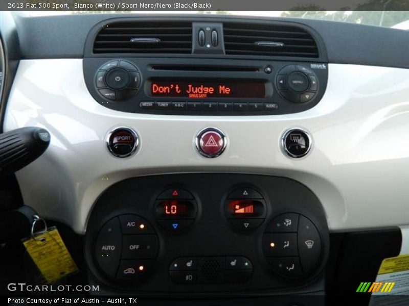 Bianco (White) / Sport Nero/Nero (Black/Black) 2013 Fiat 500 Sport