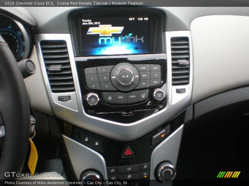 Controls of 2013 Cruze ECO